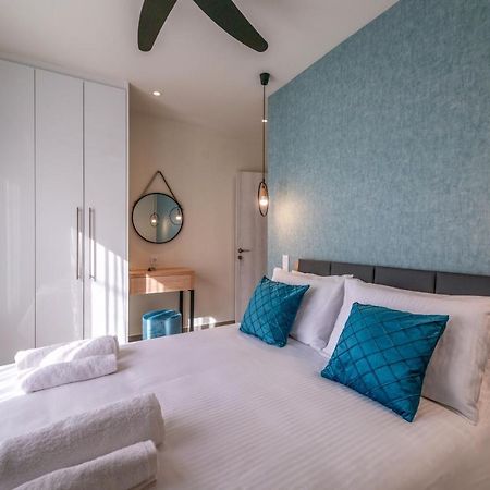 Deluxe Suites Irianna - In The Heart Of Old Town Heraklion  Exterior photo