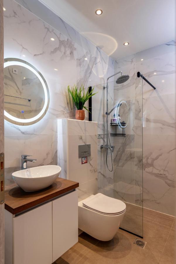 Deluxe Suites Irianna - In The Heart Of Old Town Heraklion  Exterior photo